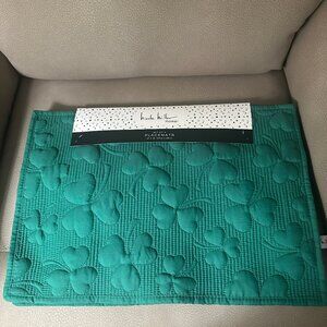 Nicole Miller St. Patrick's Day Quilted Shamrock Placemats 13x19 Set of 4 NWT